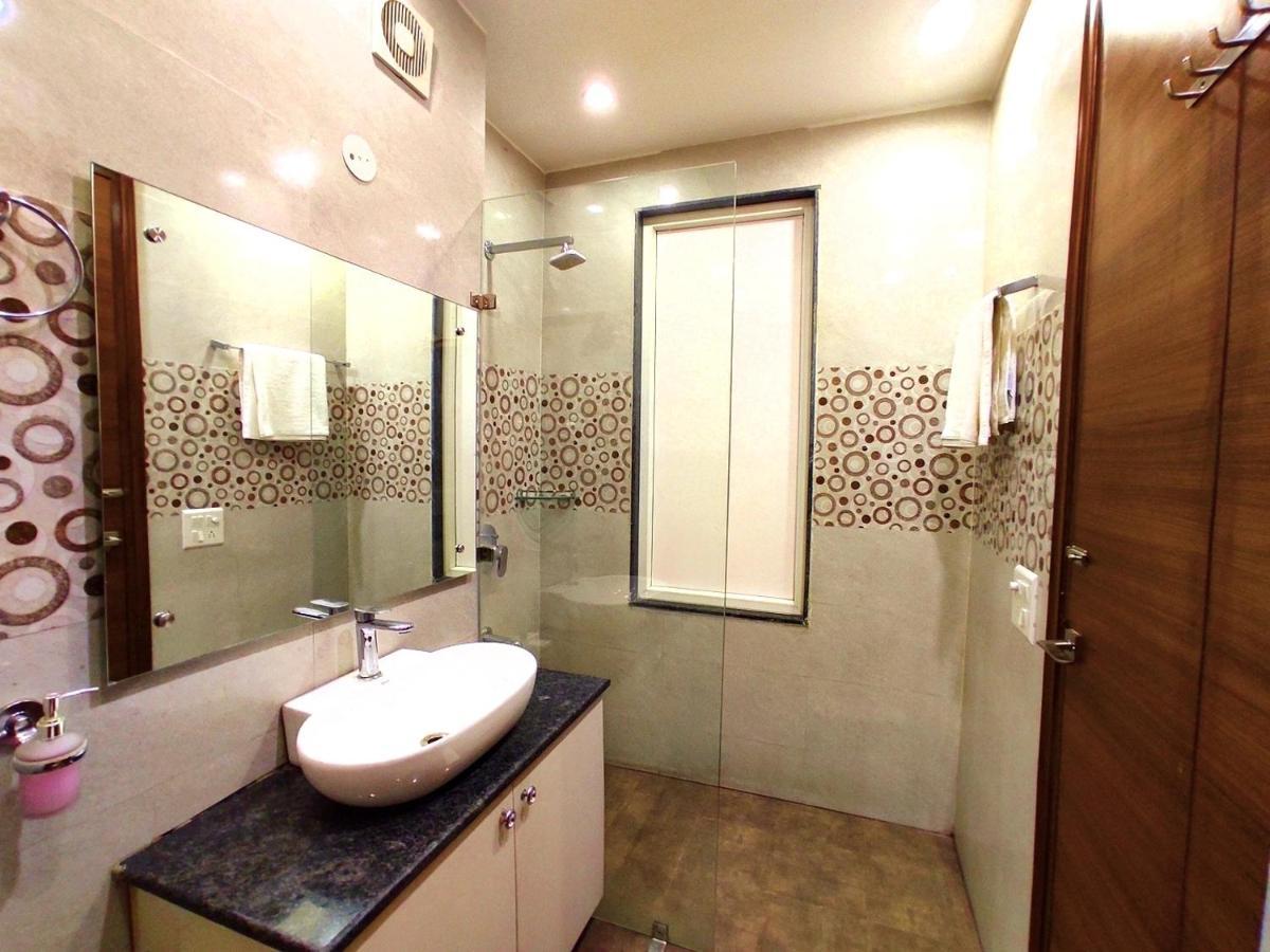Hotel When In Gurgaon - Opposite To Artemis Hospital מראה חיצוני תמונה